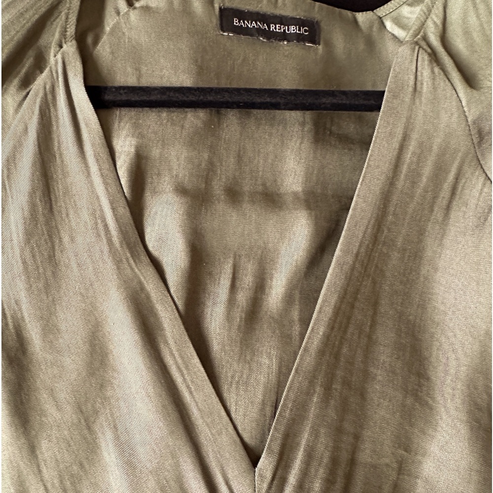 Size 12 (M) Banana Republic dress